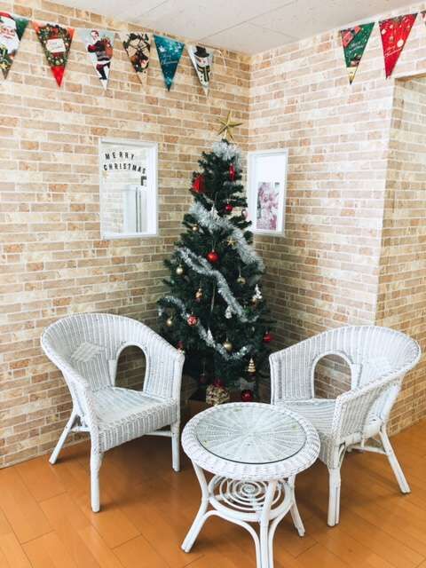 クリスマスの飾り付け【立川英会話】